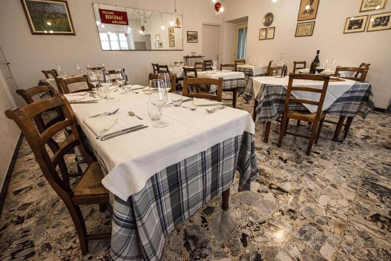 Locanda Italia Serralunga d'Alba Extérieur photo